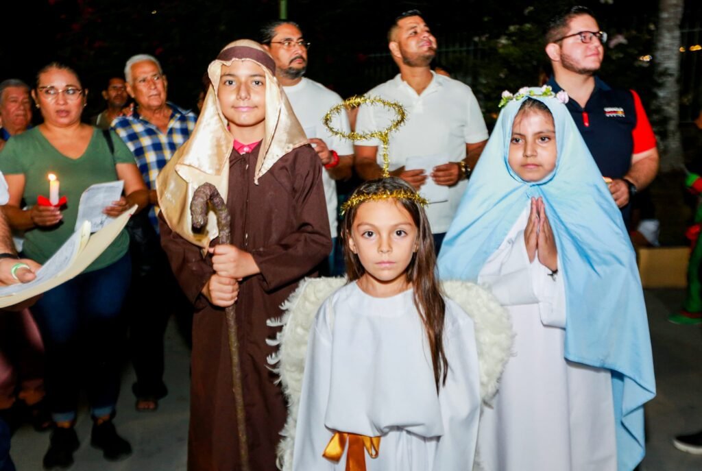 Megaposada Navideña en Colima