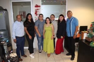 EDUCACIÓN, ENTREGA DE PLAZAS