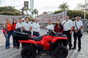 CUATRIMOTO PROTECCIÓN CIVIL TECOMÁN