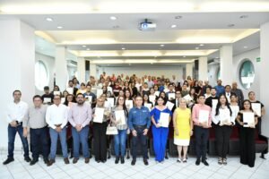 Entrega de Premio al Desempeño de Excelencia EGEL_a