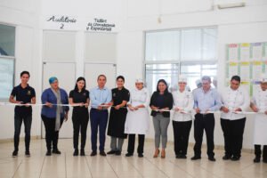 Entregan Taller de Chocolatería en Mzllo y reunión con trabajadores