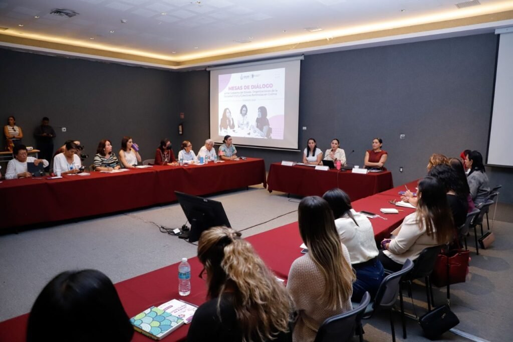 REUNION FEMINISTAS