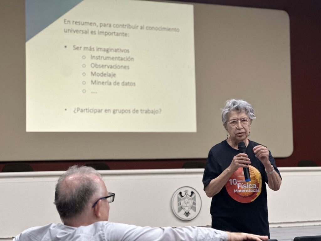 Ante jóvenes, la Dra. Silvia Torres abordó el Futuro de la astronomía_b