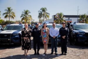 ENTREGA DE PATRULLAS FGE