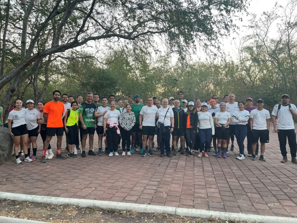 Encabeza rector de la UdeC la Primera Carrera CUIB 5K_c