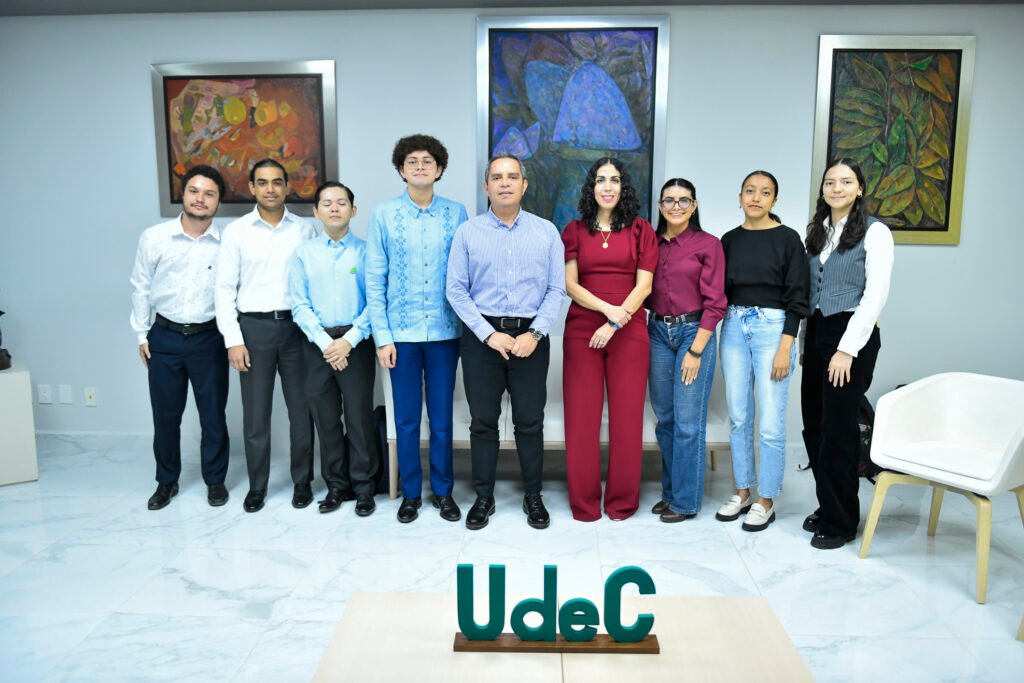 Fac Economía, sede del XII Simposio Nacional de Estudiantes de Economía 2025_a