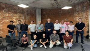 Gana alumno primer premio en concurso latinoamericano de dirección orquestal_b