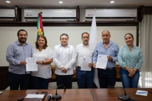 Gobierno del Estado de Colima atiende a representantes del Sector Salud y del Magisterio; escuchan sus inquietudes