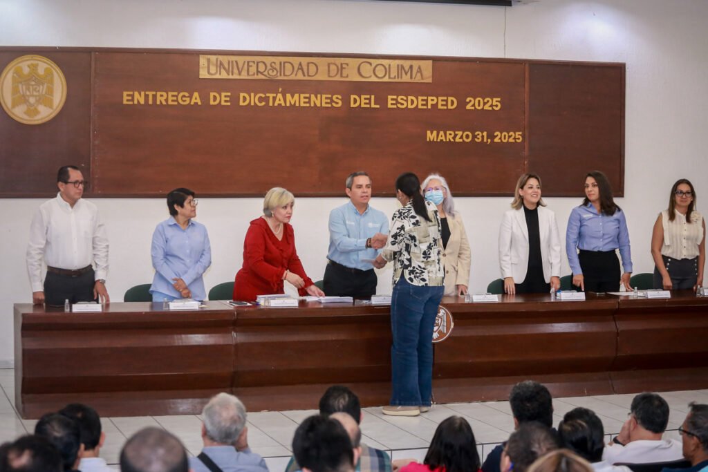 Reconoce UdeC a 238 PTC, por su desempeño_a