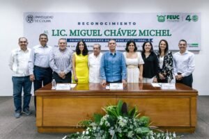 Rinden homenaje a Miguel Chávez, primer presidente de la FEUC_d