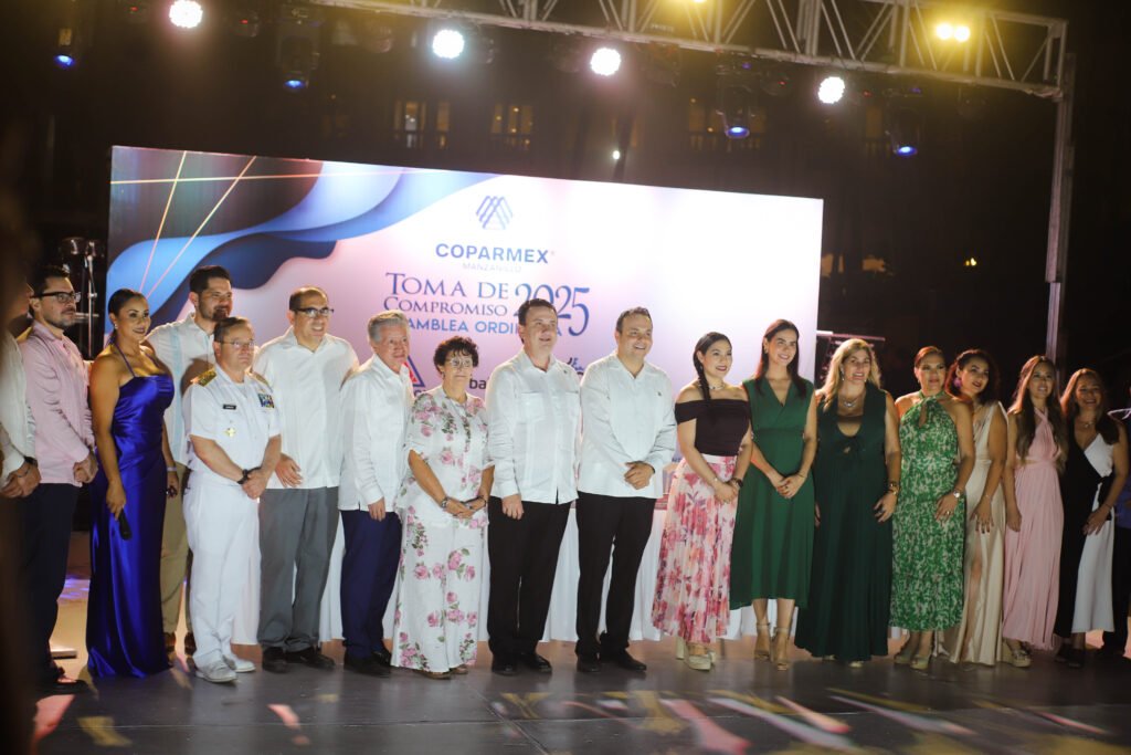 Asiste UdeC a Toma de Compromiso Coparmex 2025, en Manzanillo