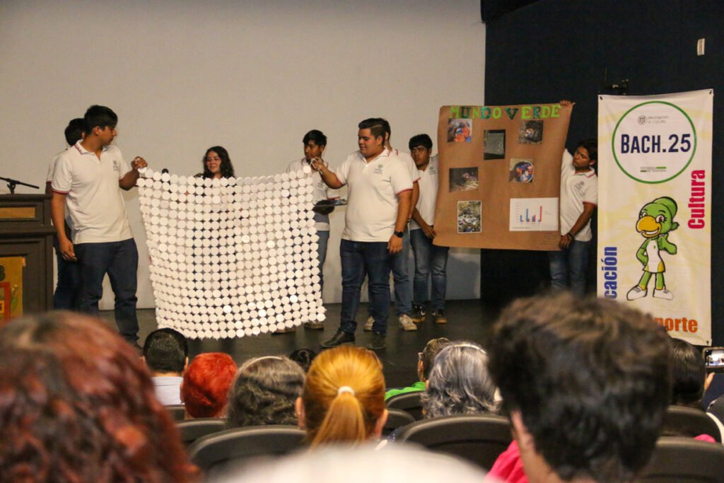 Bachilleres dan a conocer proyectos con impacto social_a