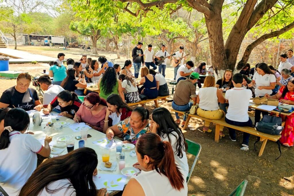 Mamá emprende en la UdeC, Bach 25_d
