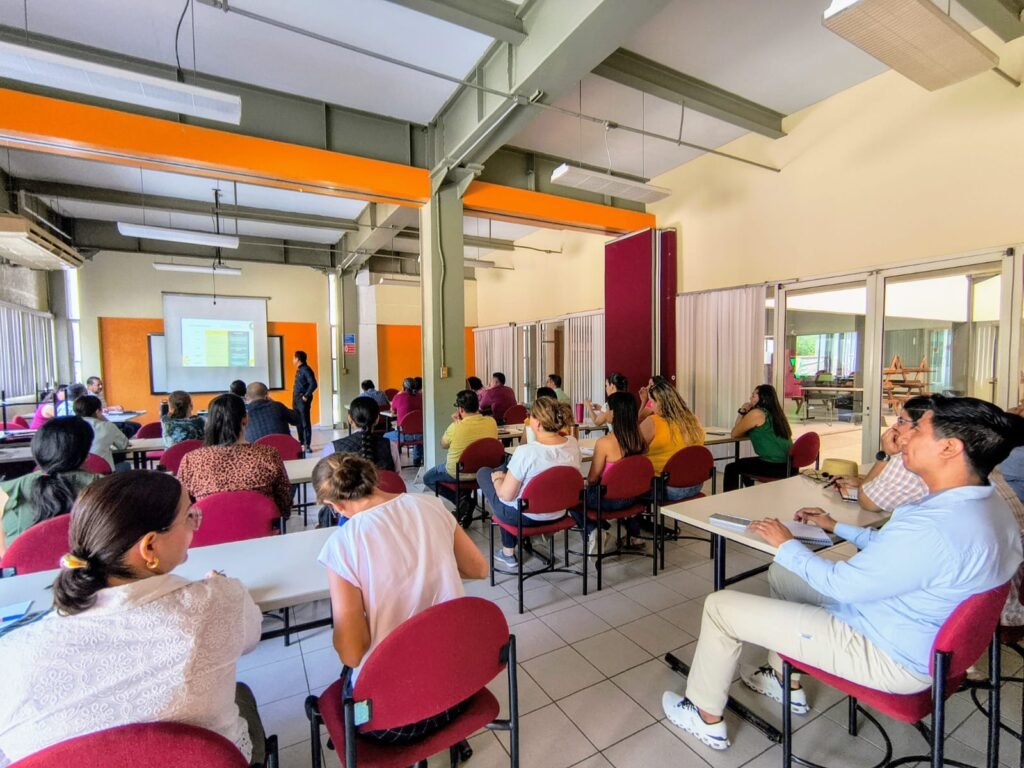 Buscan mejorar procesos escolares, en Coquimatlán_b