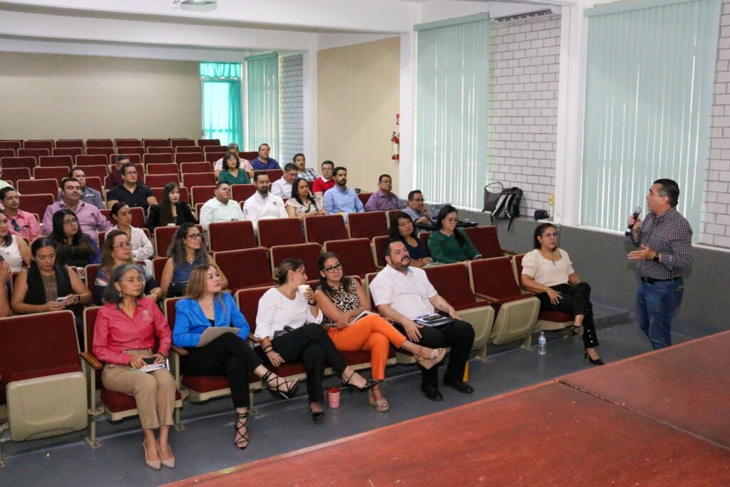 Curso de gestión administrativa en campus La Villa_a