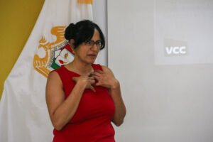 Estancia en la Facultad de Turismo de la Mtra. Bobbi Mand, de Canadá_Bobbi