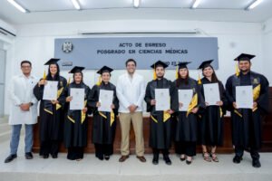 Graduación de maestría y doctorado en ciencias médicas_a