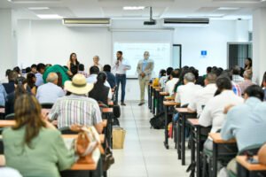 Imparten taller de identificación y registro de buenas prácticas en universidades_Fabián