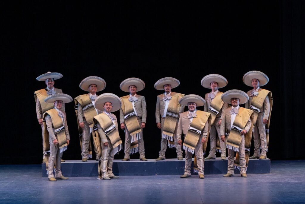 Mariachi Universidad de Colima rinde tributo a José Alfredo Jiménez_Foto Alejandra Regla_a