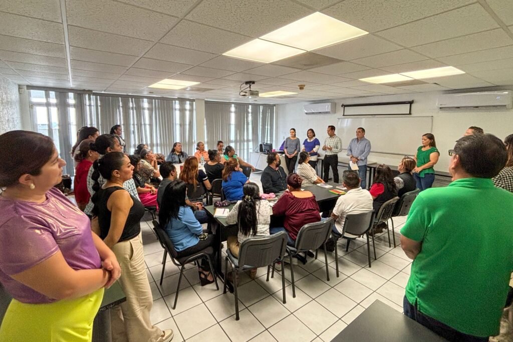 Realizan Taller de Inteligencia Emocional y Resolución de Conflictos_La Villa_a
