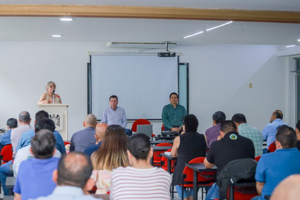Reestructuran plan de estudios de Técnico Analista Programador_a