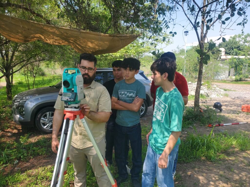 Segunda Semana de las Ingenierías para Jóvenes_f