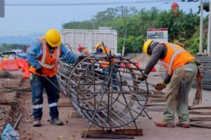 CONSTRUCCION PUENTE
