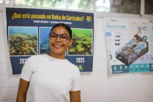 Capacitan UdeC y Pura Vida sobre manejo de arrecifes coralinos_a