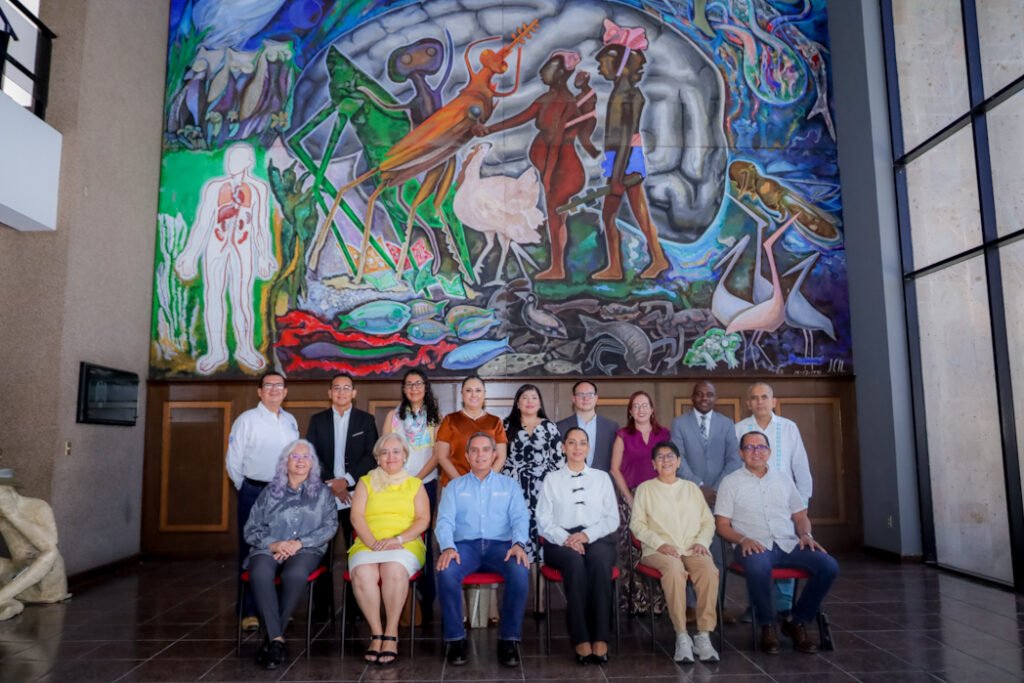 Entregan cinco nombramientos de Profesor(a) de Tiempo Completo_a