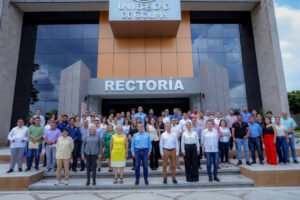 Entregan estímulos a personal docente por horas de bachillerato_Oficial