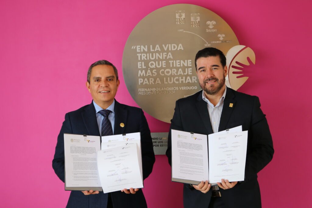 Firman convnio UdeC y Universidad Teletón