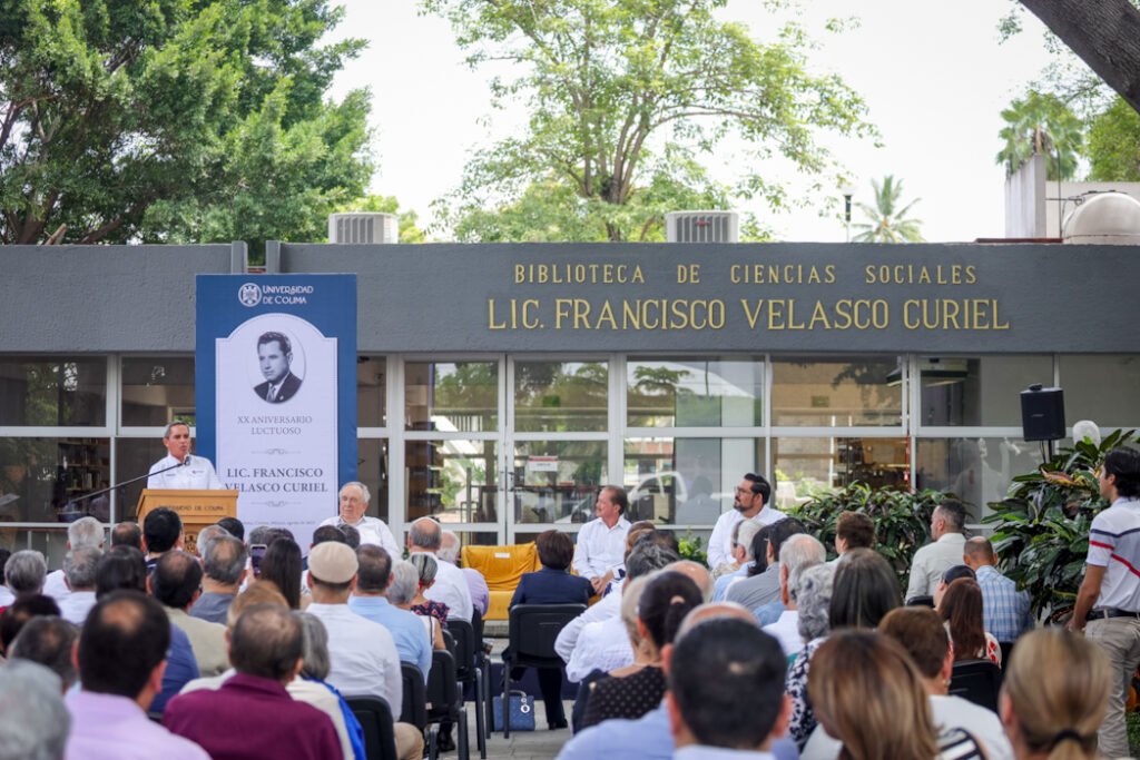Rinde UdeC homenaje a Francisco Velasco Curiel