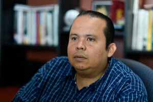 Se prepara UdeC en el tema de semiconductores_Pedro_b
