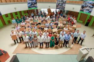 Tienen universitarios 565 nuevos equipos de cómputo