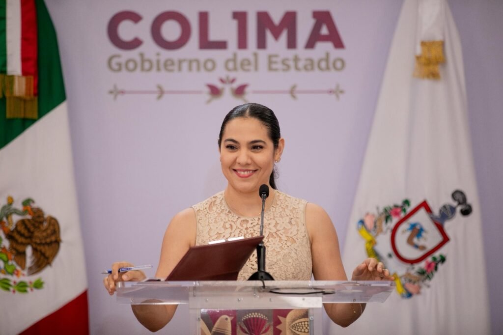 DIALOGOS INDIRA
