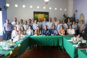 Diálogo estratégico_Rector UdeC-Empresas