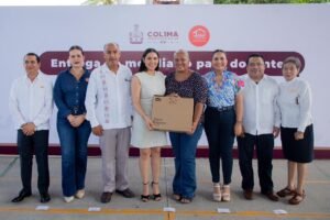 ENTREGA MOVILIARIO INDIRA