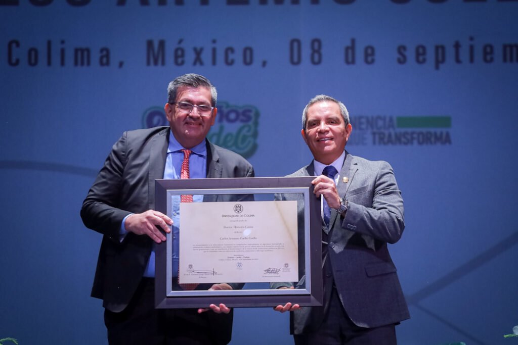 Entrega UdeC Doctorado Honoris Causa a Carlos Artemio Coello