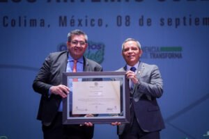 Entrega UdeC Doctorado Honoris Causa a Carlos Artemio Coello