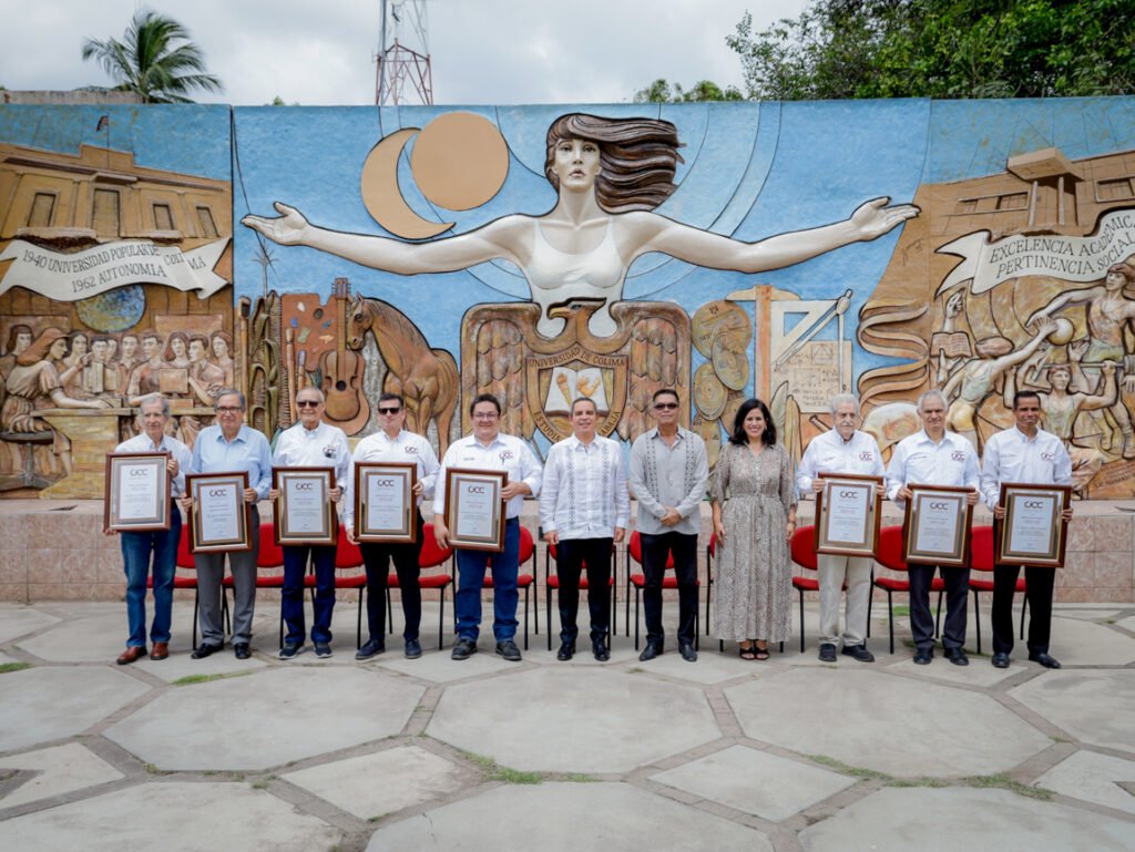 Entregan reconocimiento a ingenieros civiles del estado