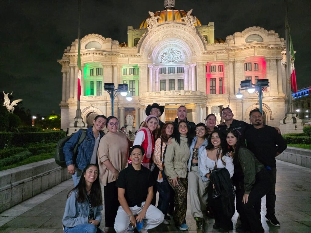 Estudiantes de Danza Escénica brillan en encuentro nacional UNAM_g