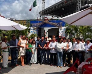 Rector asiste a inauguración del festival Coqui del chacál y chigüilín