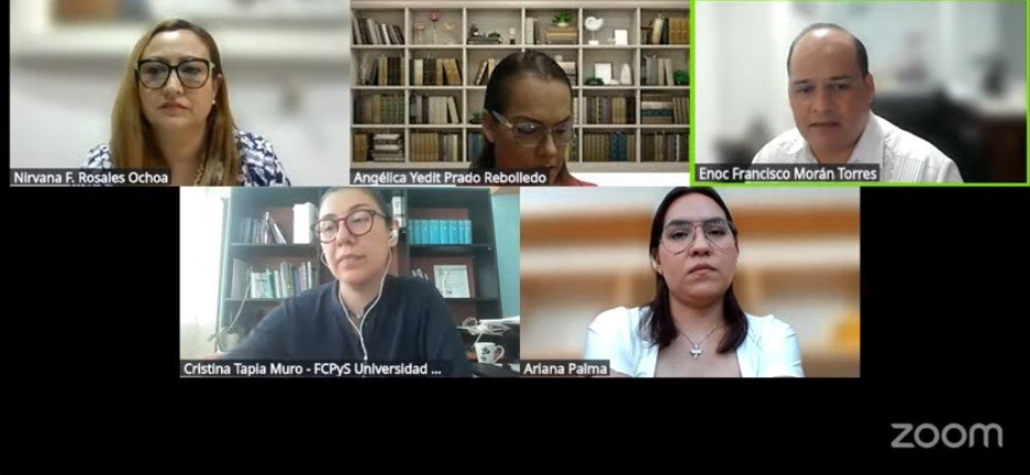 Alumnas de la UdeC destacan en Congreso Internacional