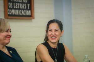 Ana Josefina Cuevas, nueva directora de Letras y Comunicación_Ana