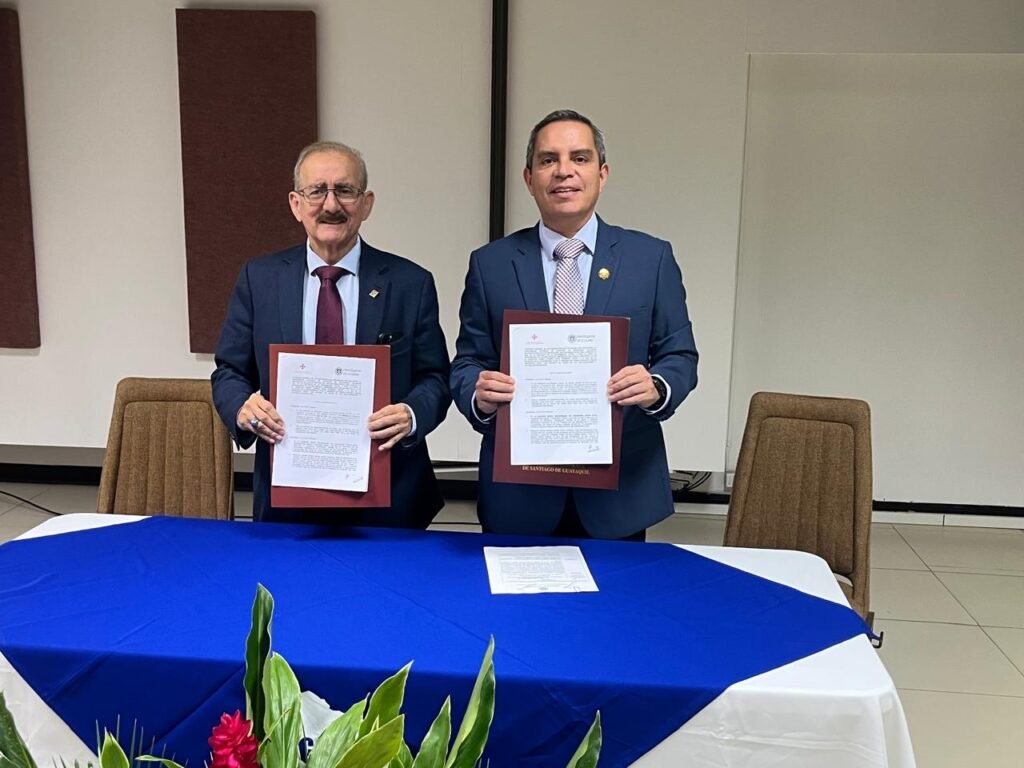 UdeC firma convenios con universidades de Costa Rica y Ecuador_ Ecuador