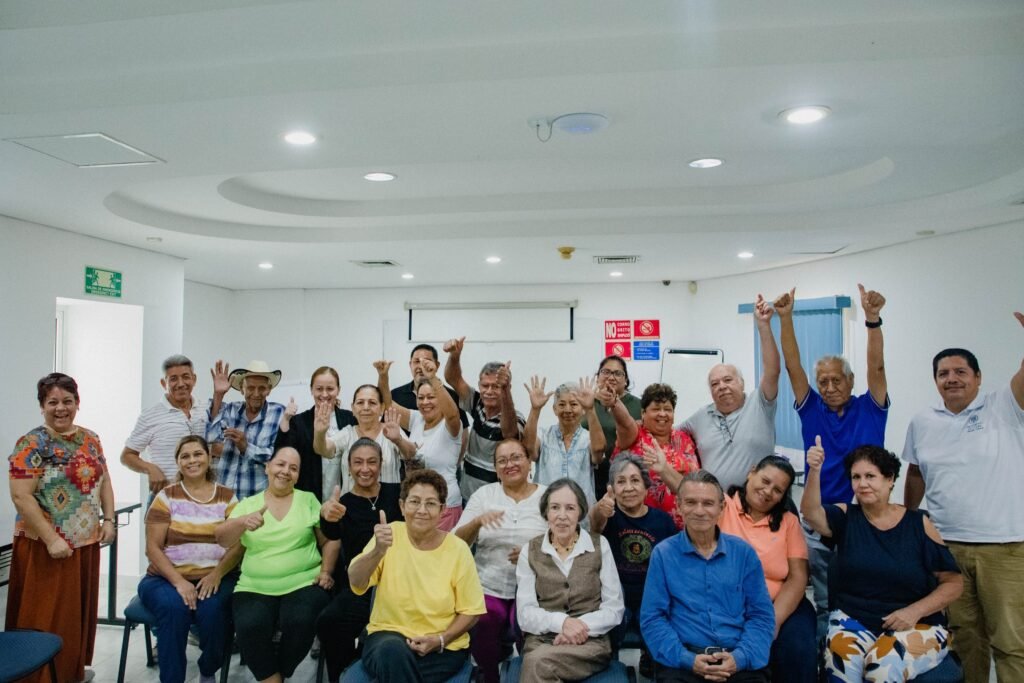 Aulas culturales para mayores, en Tecomán_a