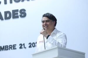 Experto Unesco México dicta conferencia en II Foro Buenas prácticas_Adolfo