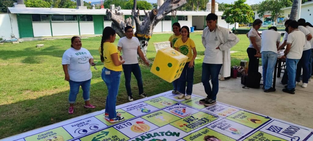 Promueven salud y cultura de paz en bachilleres de Armería_b