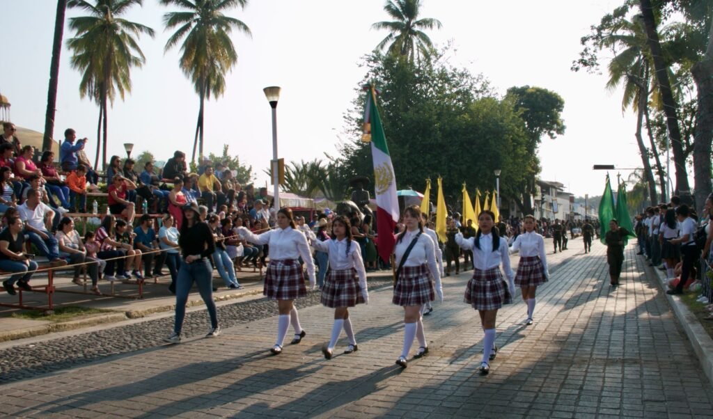 UdeC, en 115 desfile de Revolución, Villa de Álvarez_k
