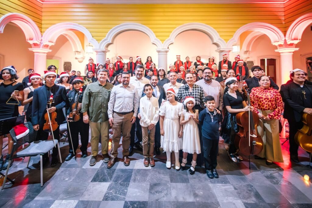 Concierto A Christmas Festival, UdeC_g